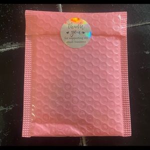 DAILY SHIPPING! New on-brand wrapping Tiffany blue